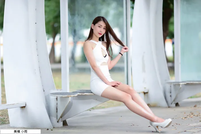 [Mzsock] NO.096 Xiaoyu off-shoulder dress, high heels, beautiful legs, outdoor shot street photography#[100P]-2