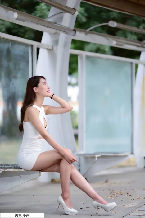 [Mzsock] NO.096 Xiaoyu off-shoulder dress, high heels, beautiful legs, outdoor shot street photography#[100P]-9