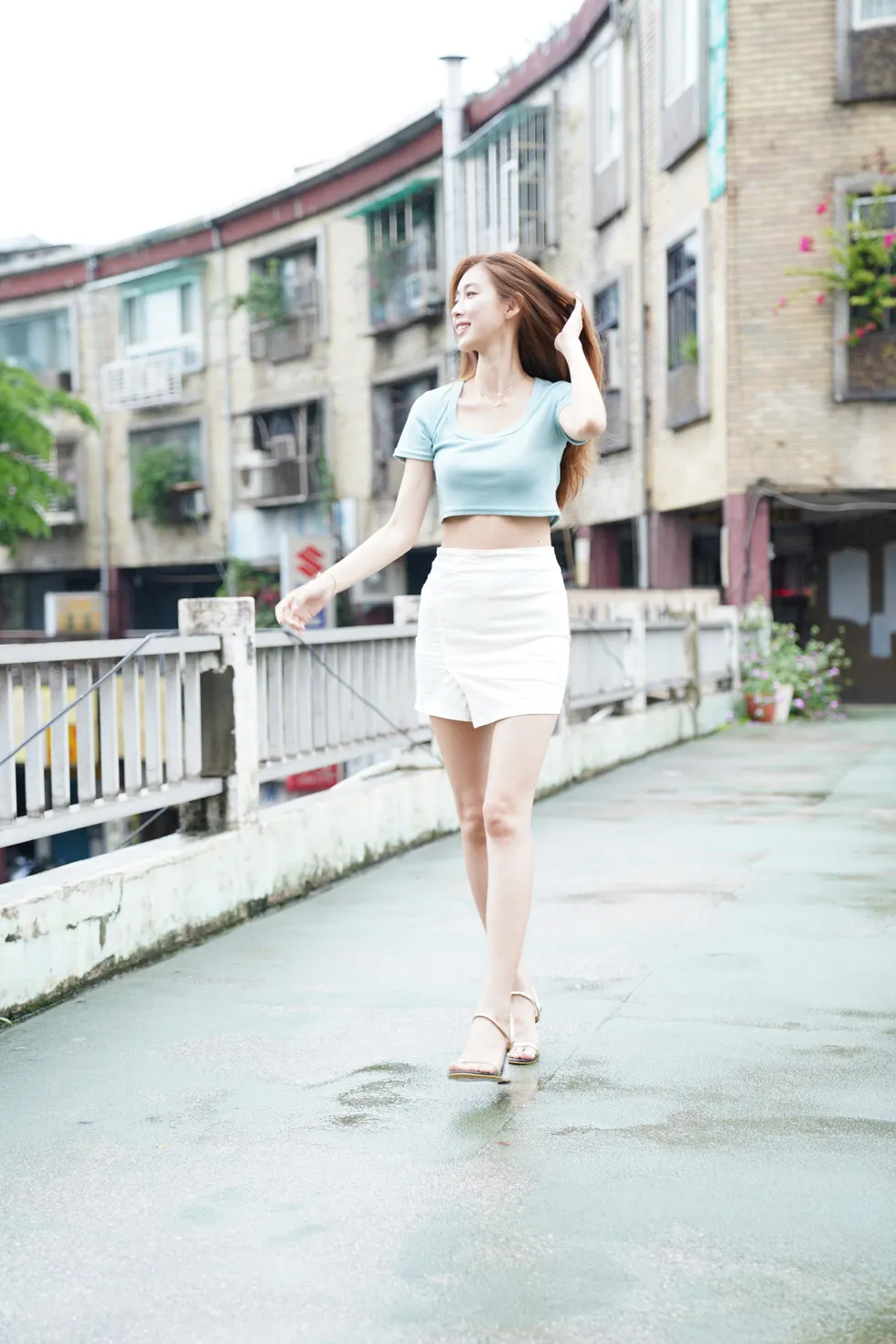 [Mzsock] NO.129 Liao Tingqi’s midriff-revealing short skirt shows off her beautiful legs street photography#[99P]-1