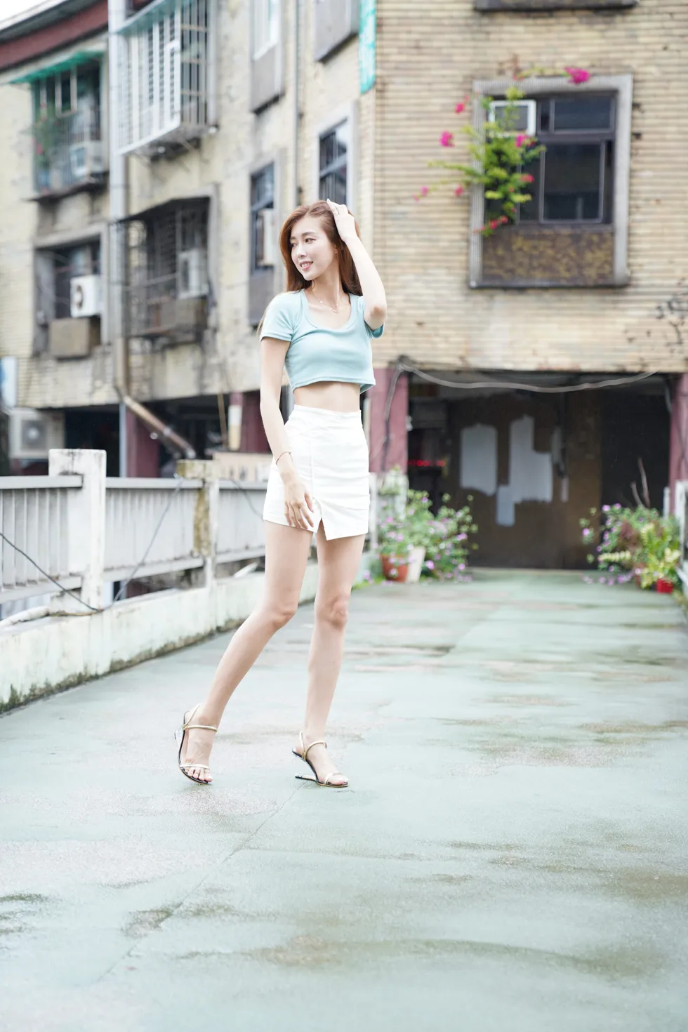 [Mzsock] NO.129 Liao Tingqi’s midriff-revealing short skirt shows off her beautiful legs street photography#[99P]-6