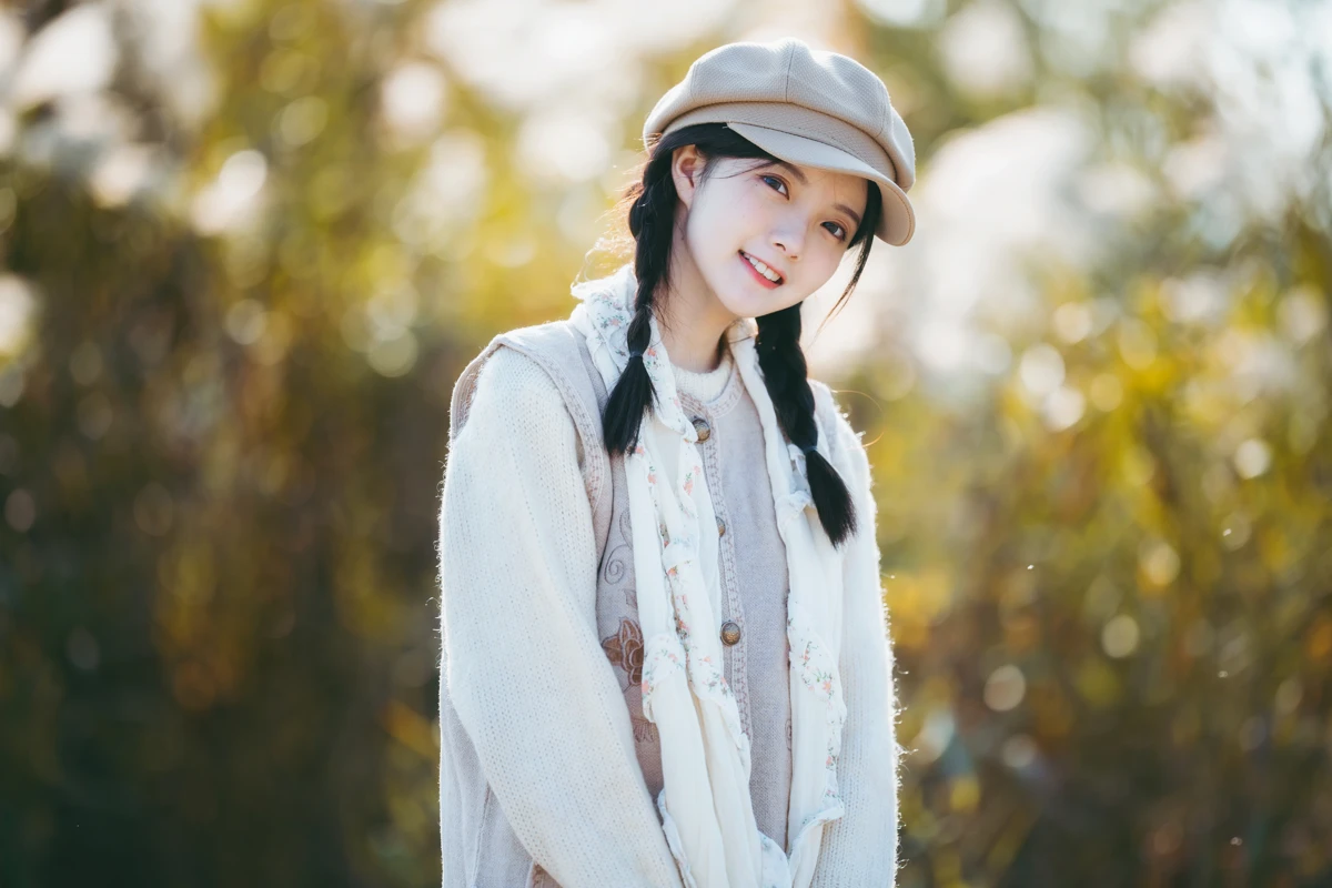 [YITUYU] 2022.12.21 Vol.2725 – Autumn is on the road zero zero#[34P]-7