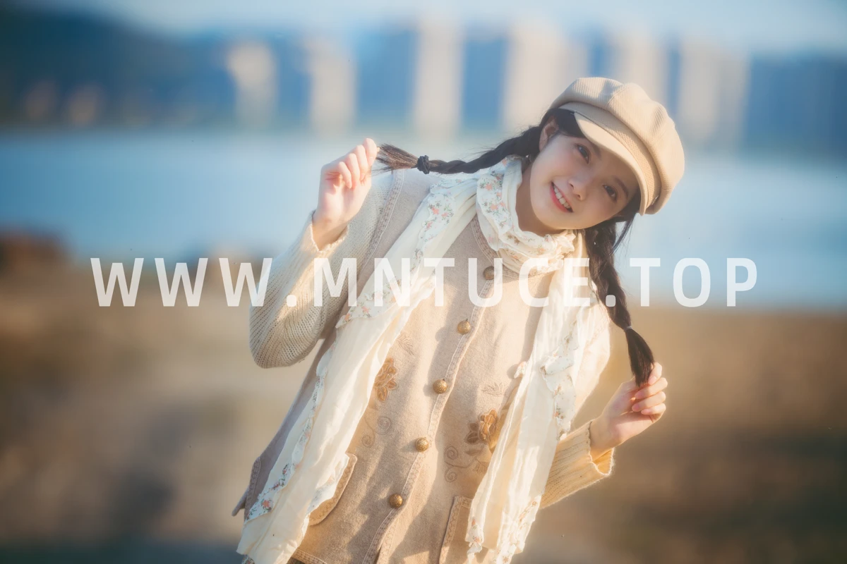[YITUYU] 2022.12.21 Vol.2725 – Autumn is on the road zero zero#[34P]-5