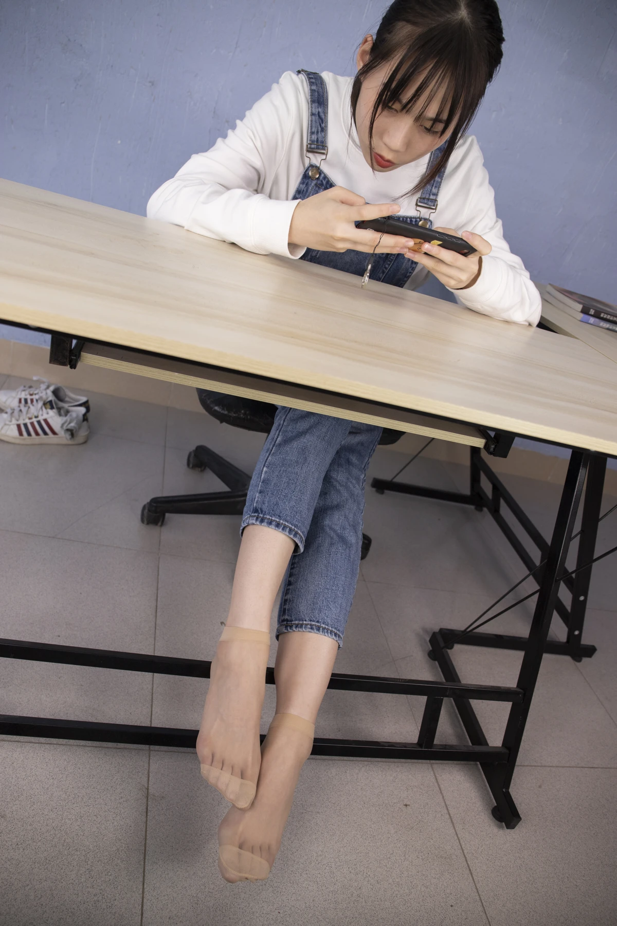 [Mzsock] NO.033 Beauty Xiaoyun shows off her beautiful feet in the office, her big feet are so beautiful Southern football skills#[107P]-7
