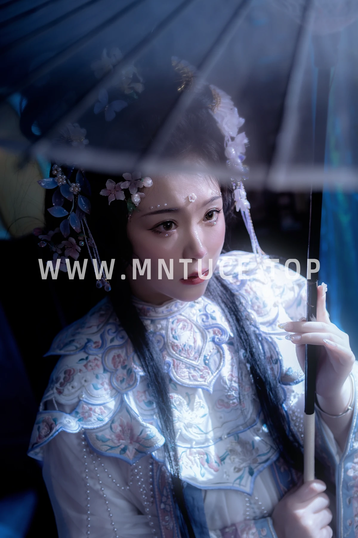 [YITUYU] 2023.02.10 Vol.3015 Acacia Red Mulberry_Dream#[22P]-1