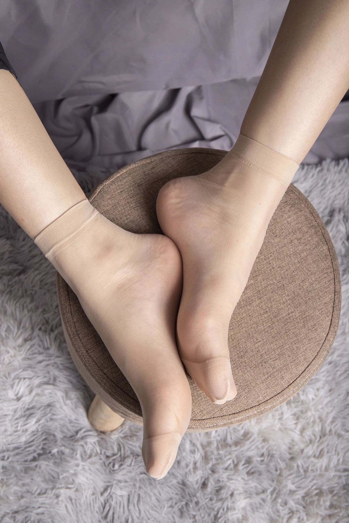[Mzsock] NO.011 Model Qiuqiu has super sexy silky feet. These feet are really beautiful. The more I look at them, the more I like them. Southern football skills#[98P]-6
