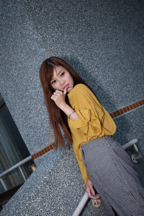 [Mzsock] NO.053 Katie's skirt swaying, high heels and beautiful legs travel photo street photography#[50P]-8