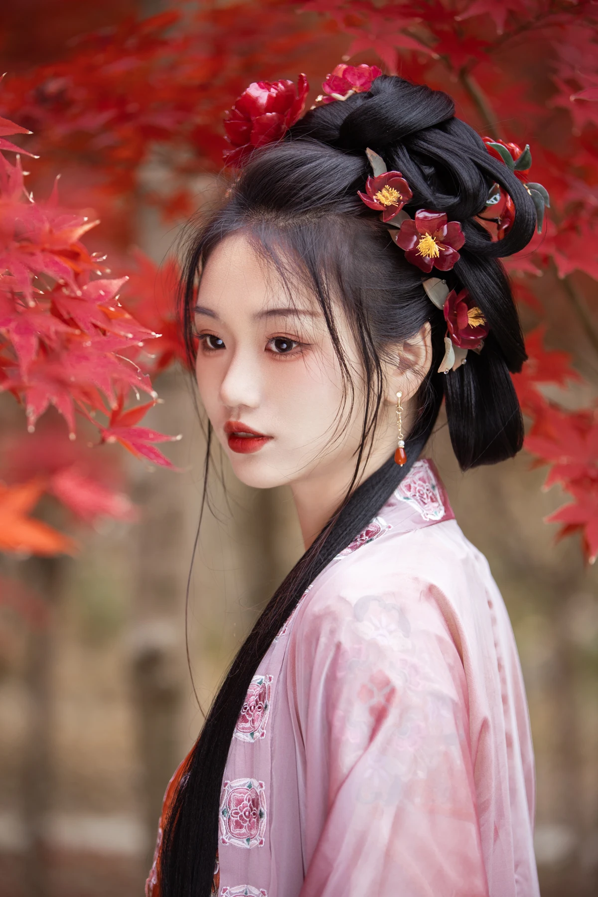 [YITUYU] 2023.02.07 Vol.2994 Evening Maple Song Wanjiang Pavilion#[34P]-1