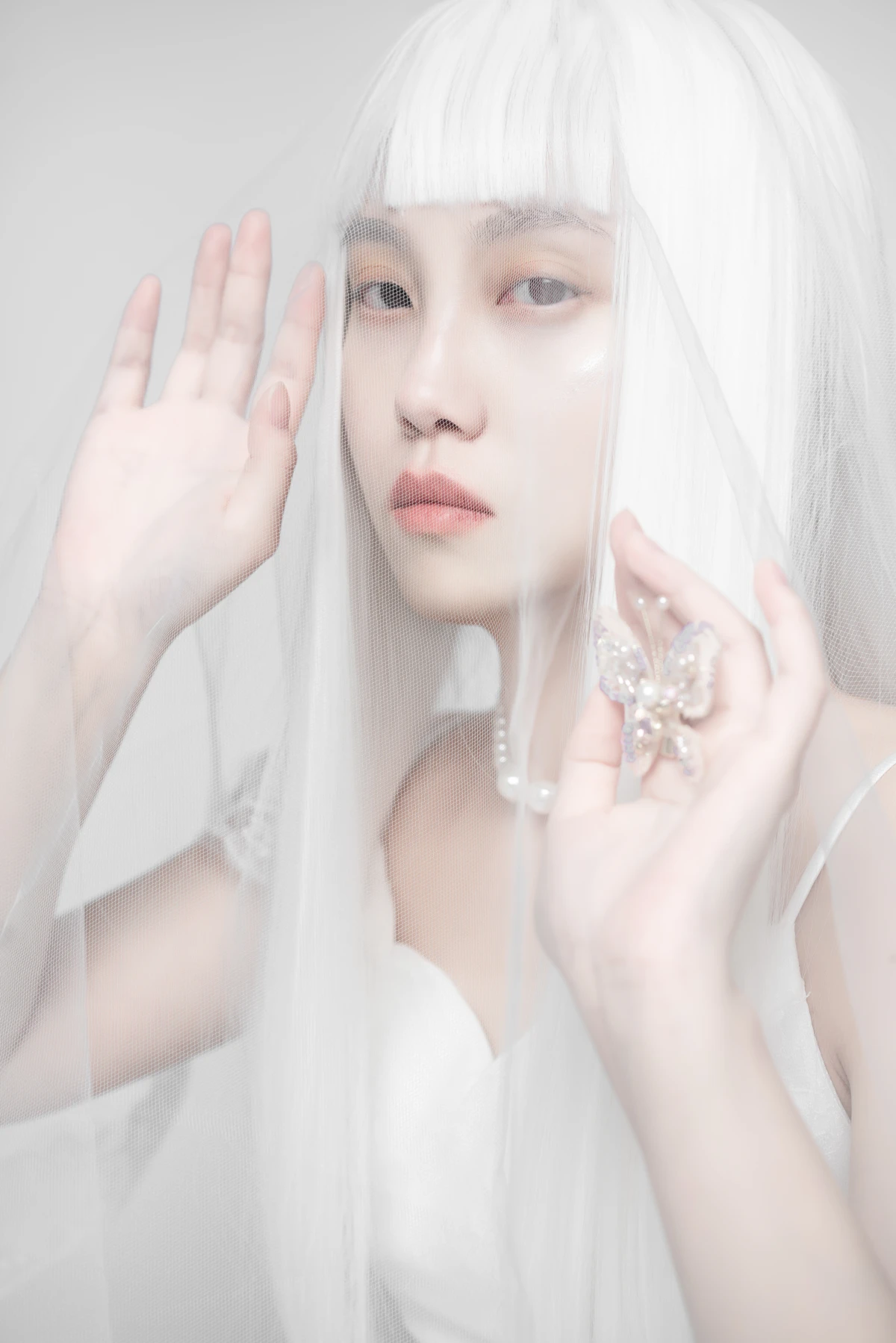 [YITUYU] 2022.12.26 Vol.2759 – Cocoon of White Dreams RinaRiina#[22P]-2