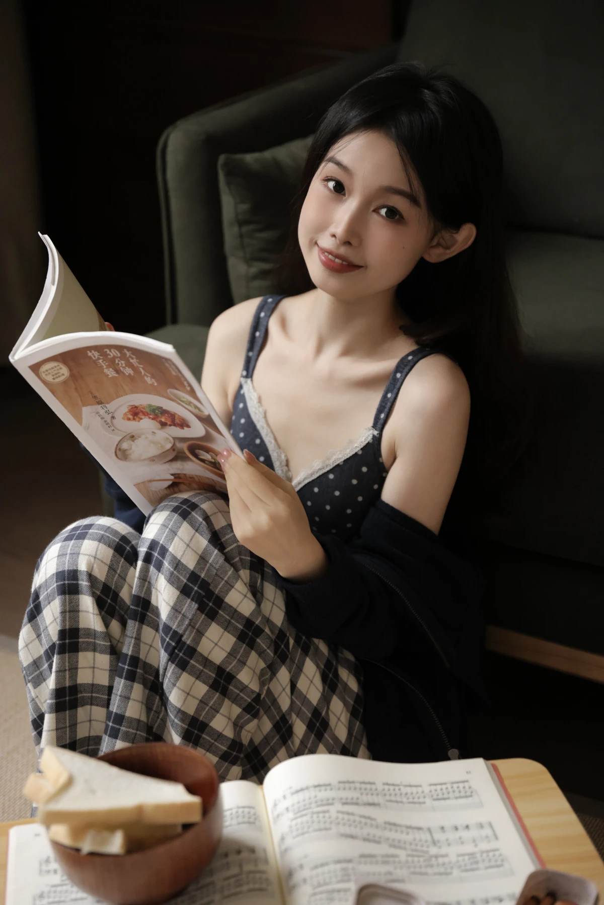 [YITUYU] 2023.01.02 Vol.2815 – The Wind Blowing Pinellia Yogurt with filling is good times#[27P]-3