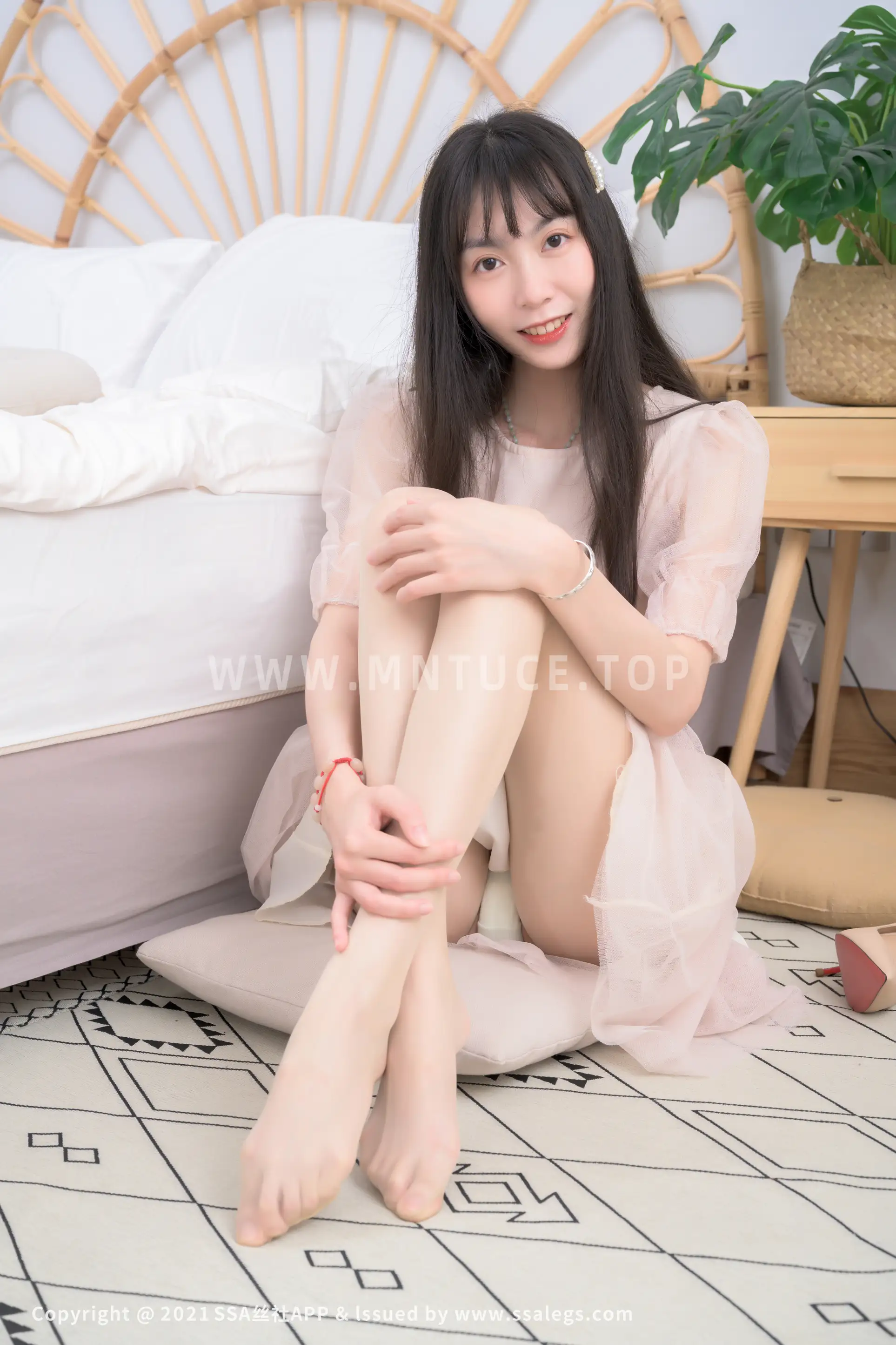 [Mzsock] NO.765 Model's shiny stockings (Part 2) silk club#[124P]-8