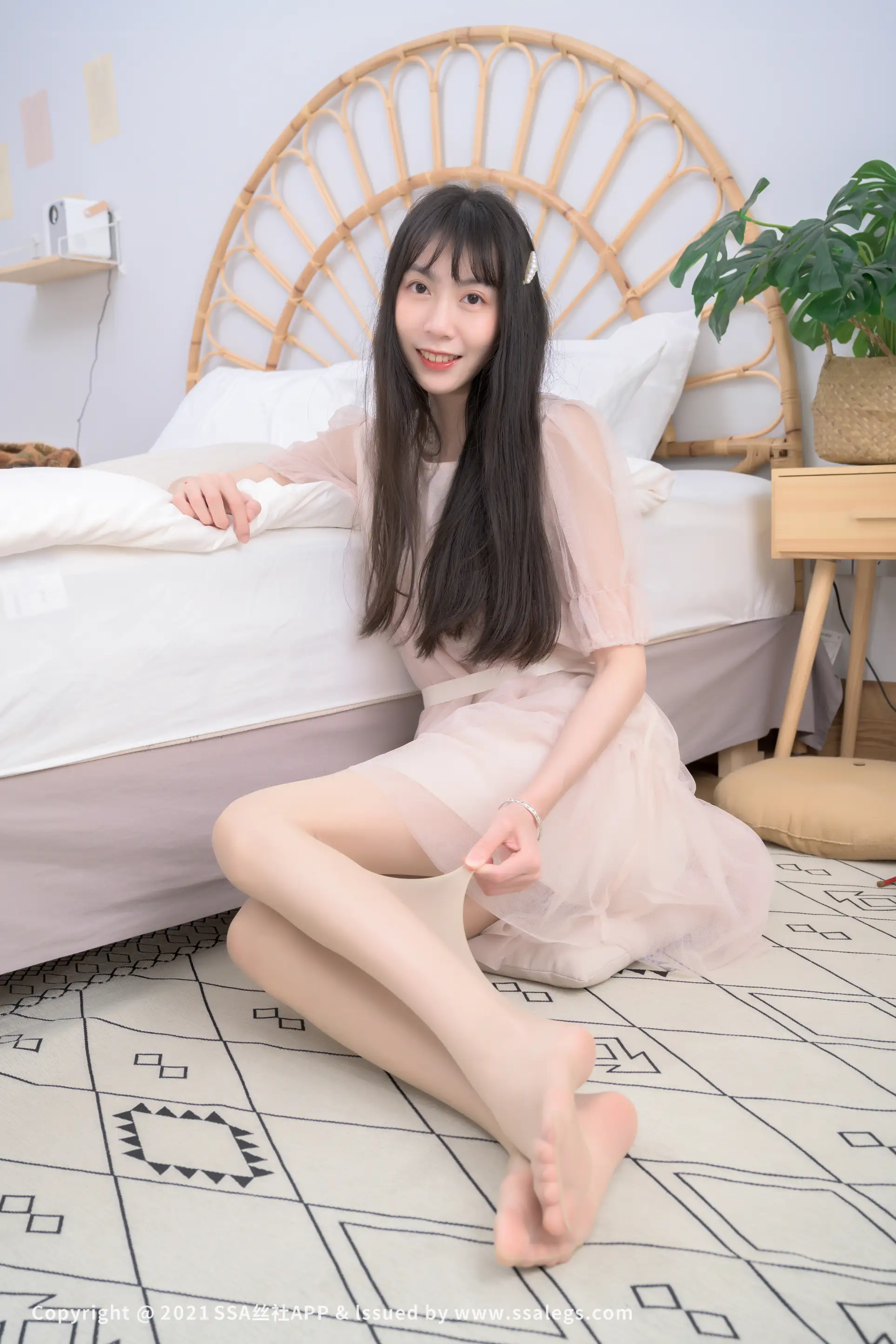 [Mzsock] NO.765 Model's shiny stockings (Part 2) silk club#[124P]-4