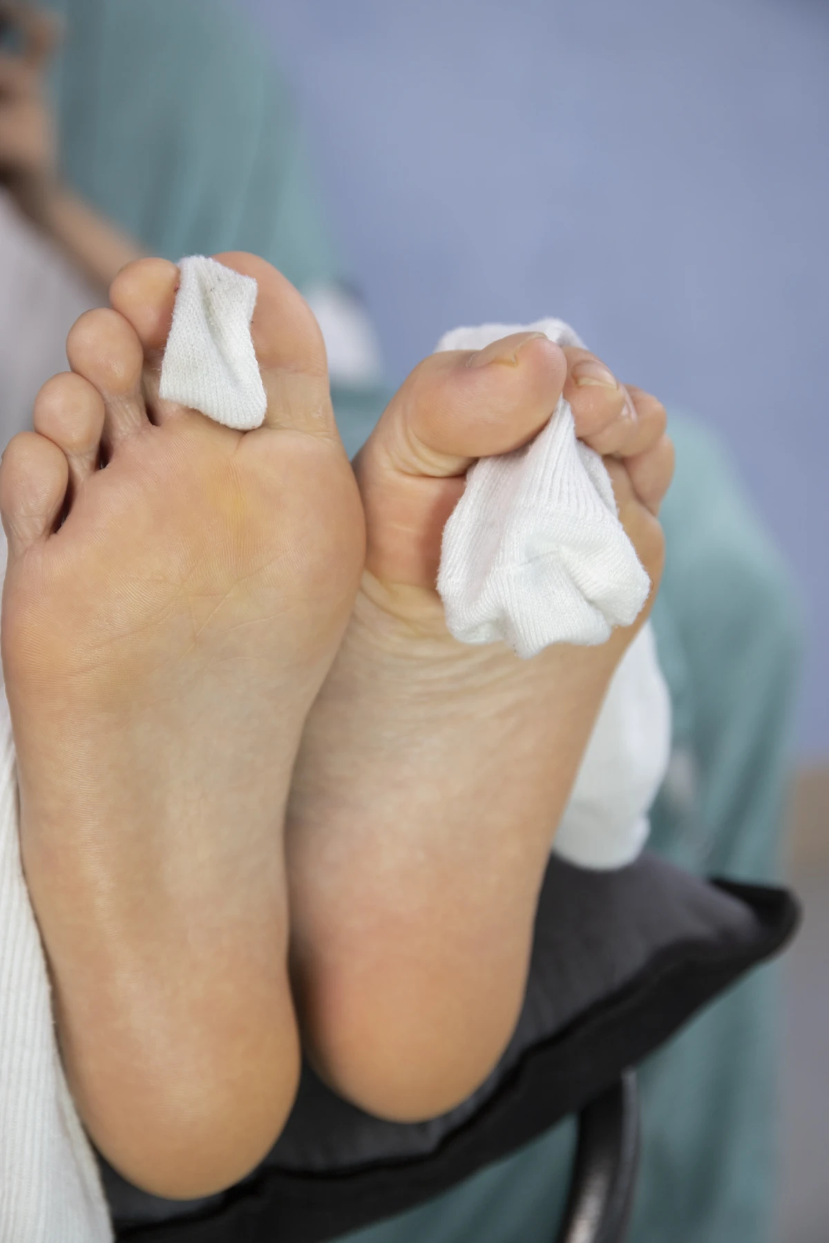 [Mzsock] NO.032 Xiaoyi, a beauty with athlete’s foot, plays with the socks she hasn’t changed for several days, the smell is so strong Southern football skills#[93P]-10