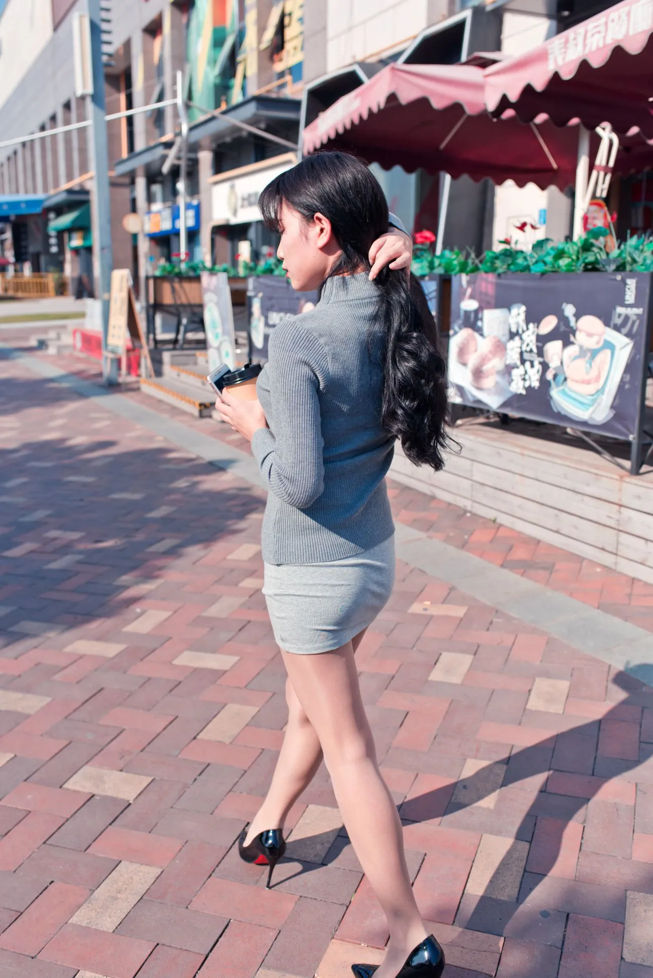 [Mzsock] NO.084 The cute girl in short skirt and silk stockings in the leisure bookstore street photography#[79P]-8