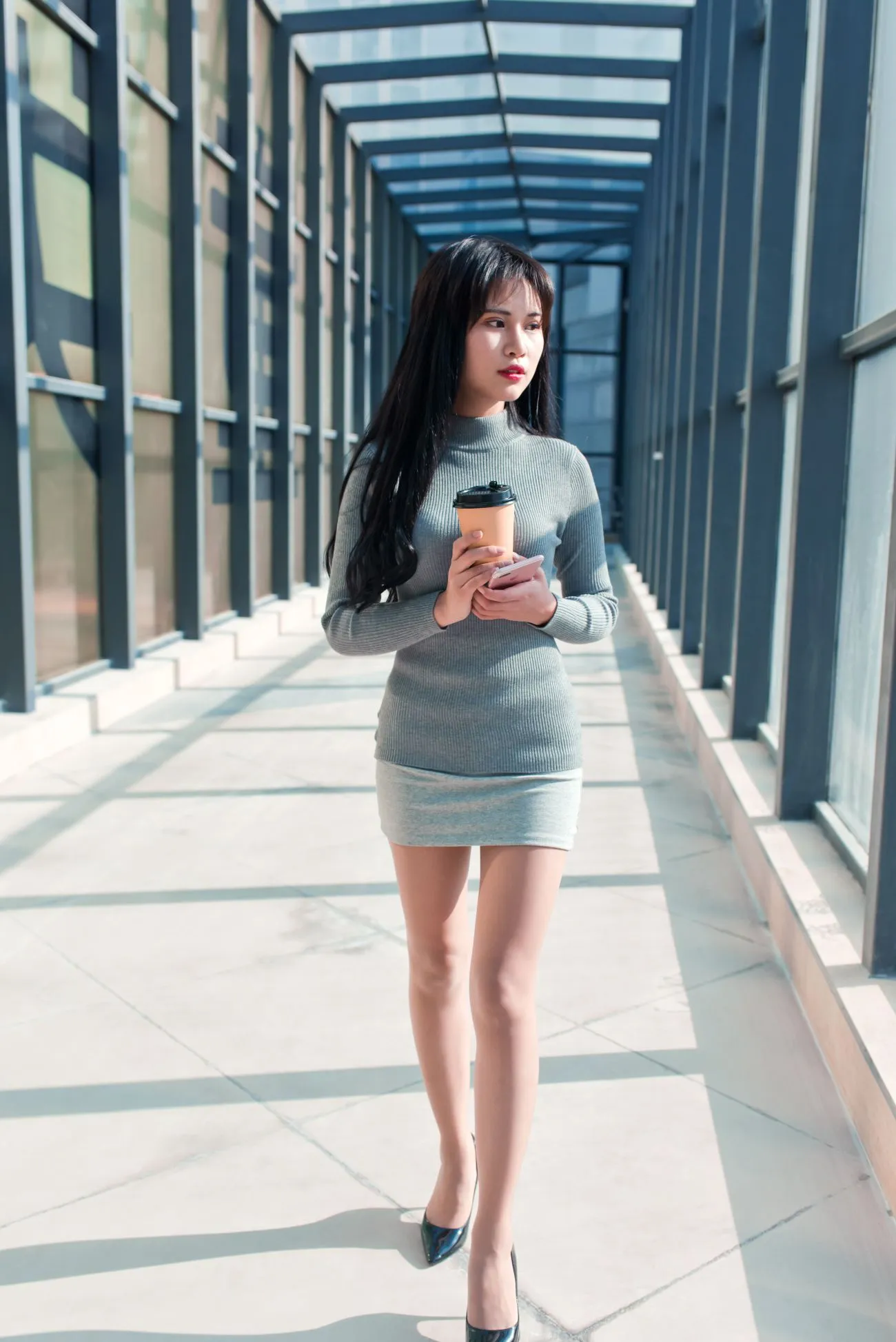 [Mzsock] NO.084 The cute girl in short skirt and silk stockings in the leisure bookstore street photography#[79P]-3