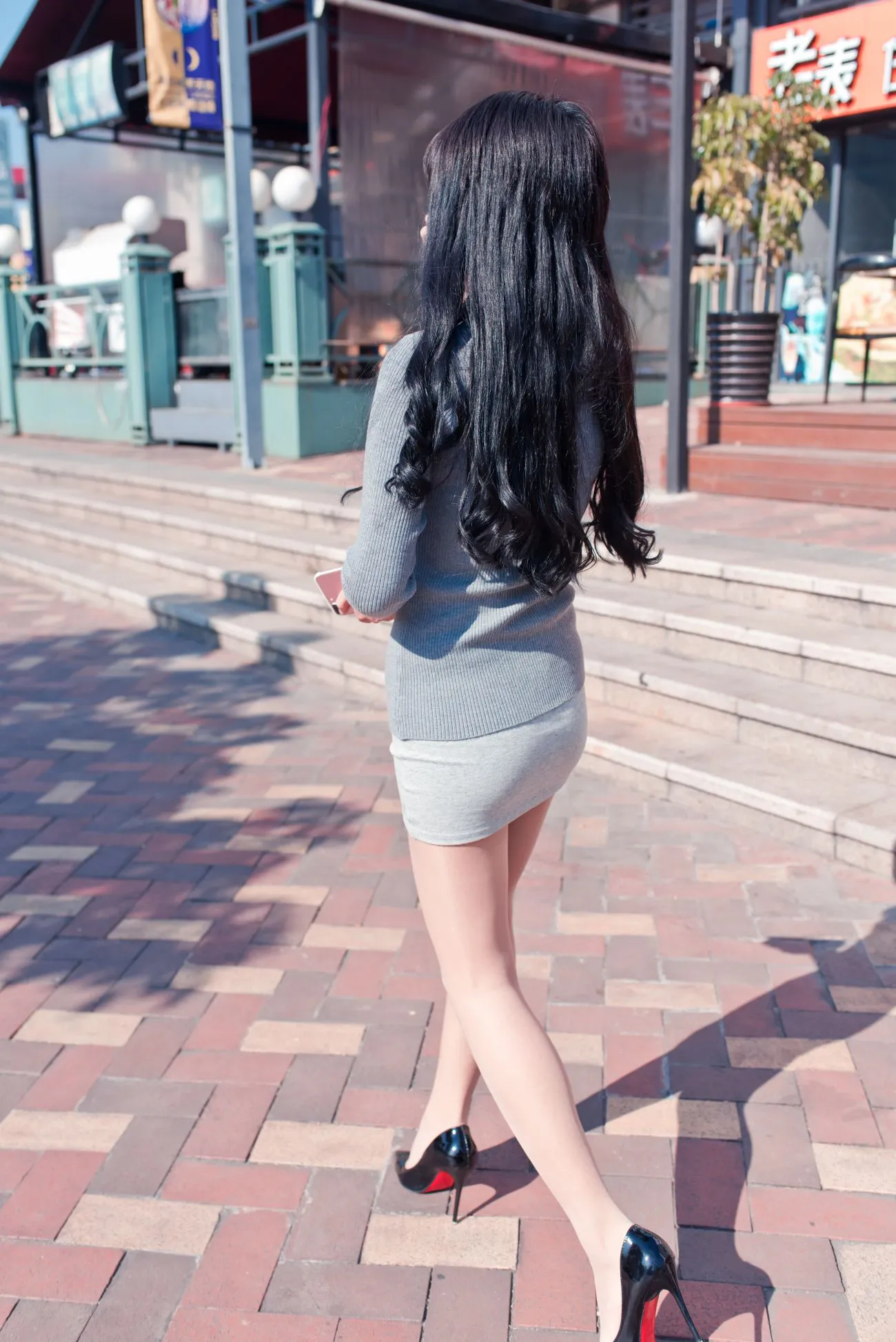 [Mzsock] NO.084 The cute girl in short skirt and silk stockings in the leisure bookstore street photography#[79P]-4