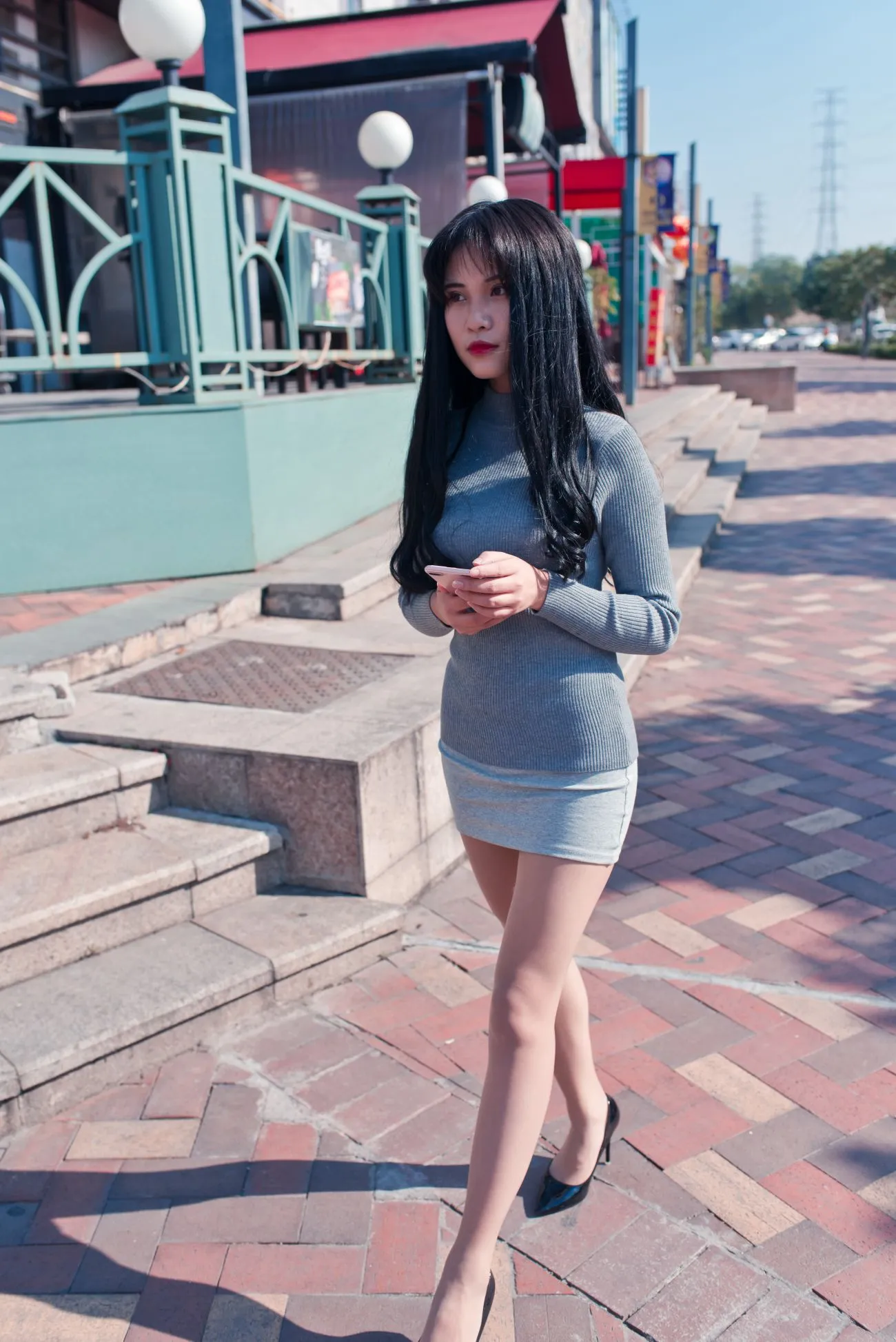 [Mzsock] NO.084 The cute girl in short skirt and silk stockings in the leisure bookstore street photography#[79P]-5