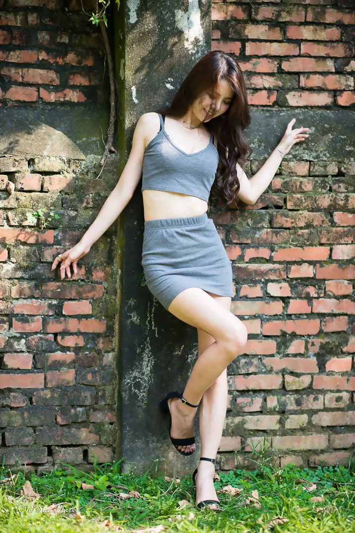 [Mzsock] NO.154 Debby Chiu midriff-revealing short skirt with high legs street photography#[105P]-3