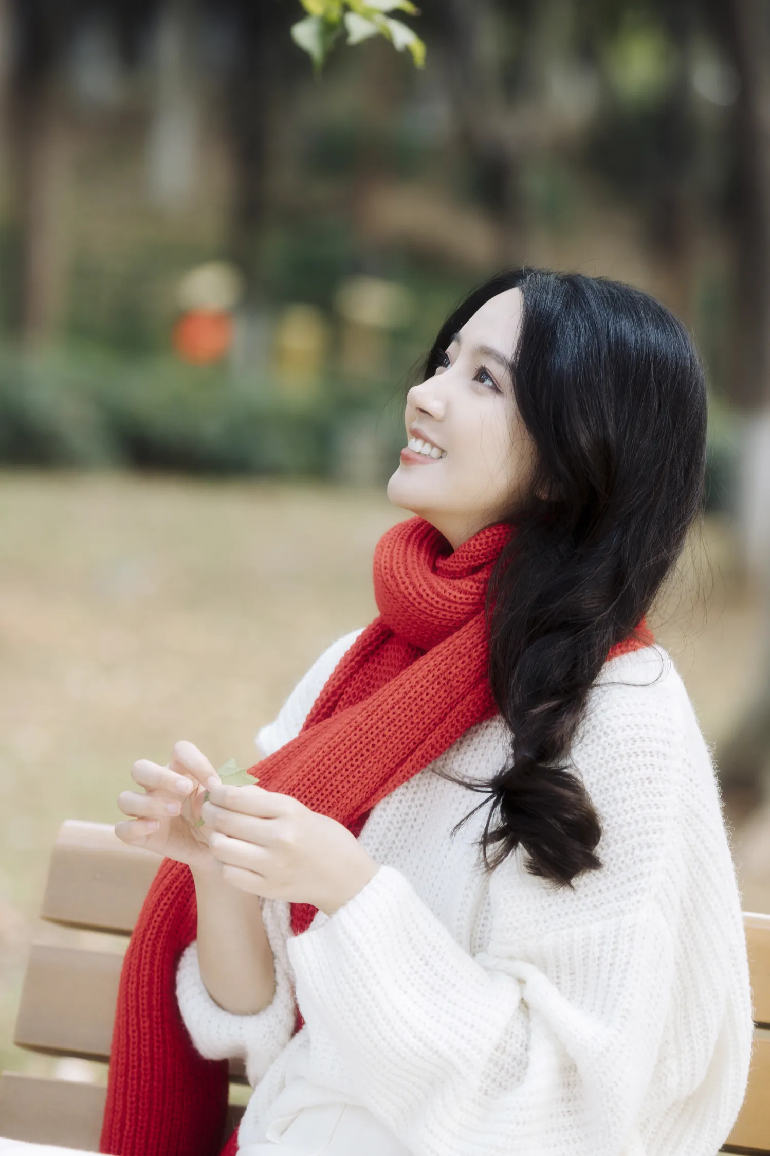 [YITUYU] 2022.12.05 Vol.2604 – Red Warm Winter ghost beard#[46P]-5