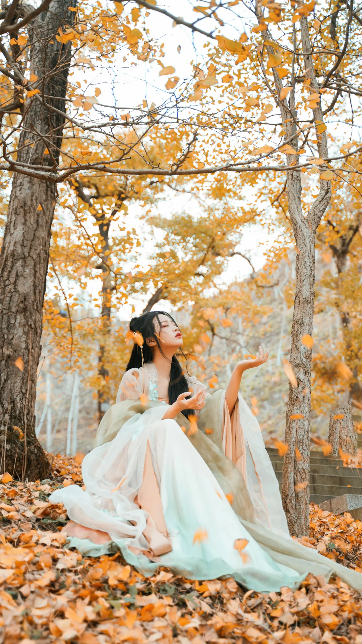 [YITUYU] 2022.12.12 Vol.2664 – Under the Ginkgo Tree Wangwang Xiaoxiaoshu#[39P]-5