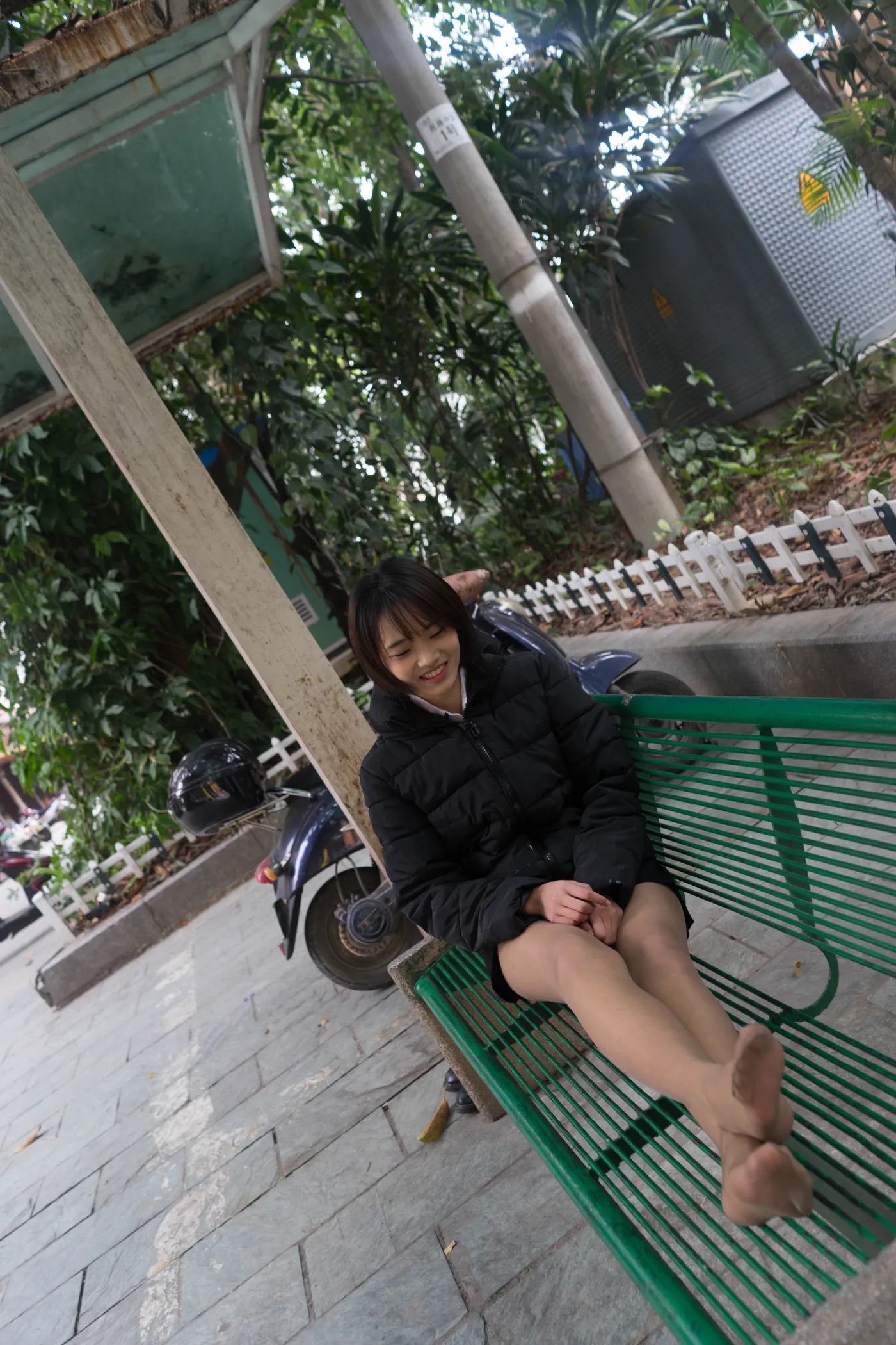 [Mzsock] NO.001 A high school girl meets a girl on the street and makes an appointment without hesitation street photography#[106P]-1