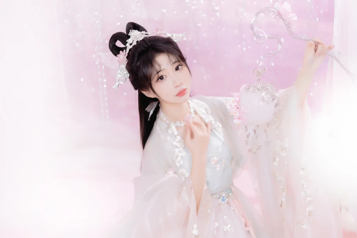 [YITUYU] 2023.02.06 Vol.2983 Stars and Moon Fall -Qiluosheng’s little Susu-#[28P]-2