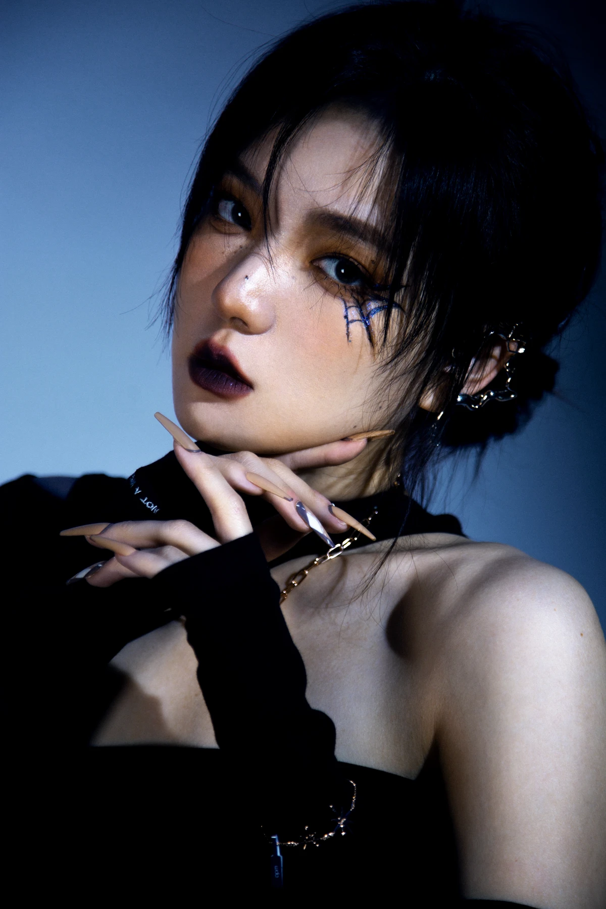 [YITUYU] 2022.12.21 Vol.2723 – Thorns of the Night Ke Yishou#[24P]-1