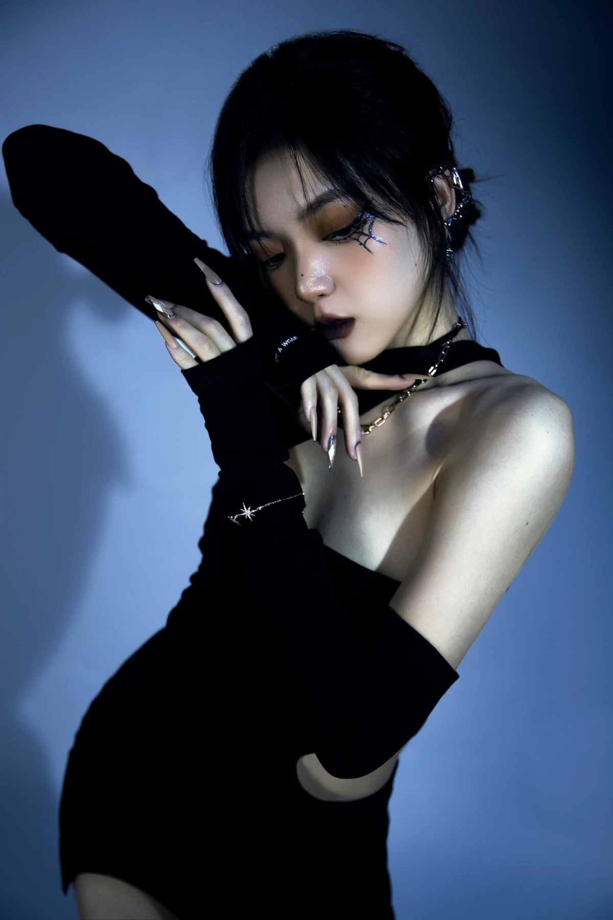 [YITUYU] 2022.12.21 Vol.2723 – Thorns of the Night Ke Yishou#[24P]-1