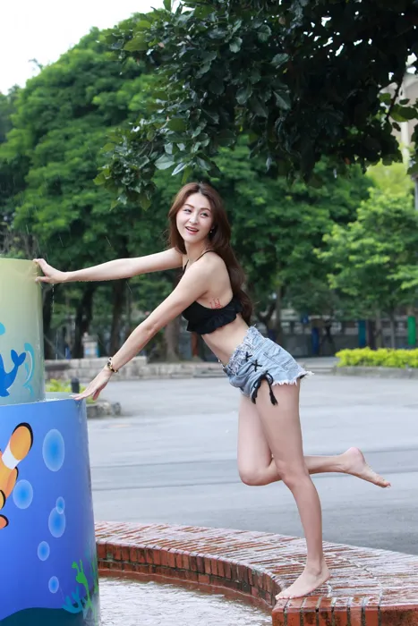 [Mzsock] NO.087 Lola belly-revealing denim shorts, high heels and beautiful legs, outdoor shot street photography#[106P]-3