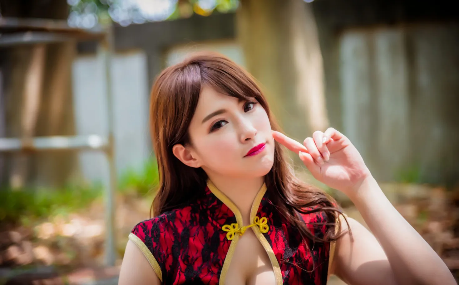 [Mzsock] NO.177 Wu Yuqi Red Flower Short Cheongsam High Heels Beautiful Legs street photography#[105P]-1