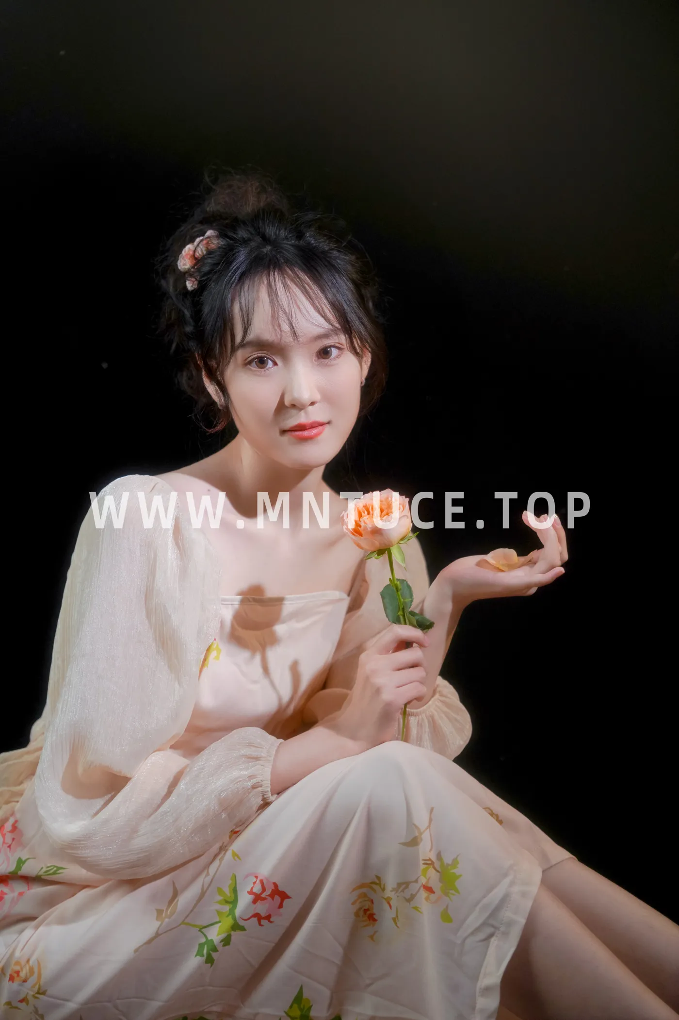 [YITUYU] 2022.12.06 Vol.2616 – Juliet three cats#[26P]-8