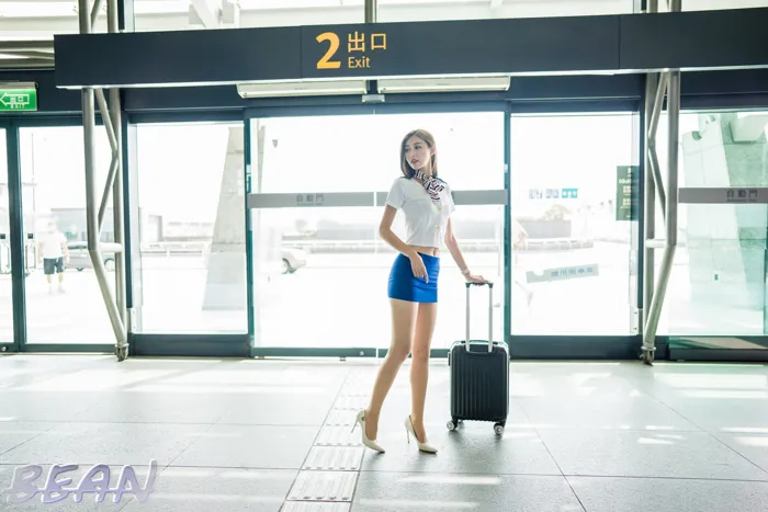 [Mzsock] NO.219 Jin Yunqiao, Taichung High Speed Rail, high heels and beautiful legs, outdoor shot street photography#[81P]-1