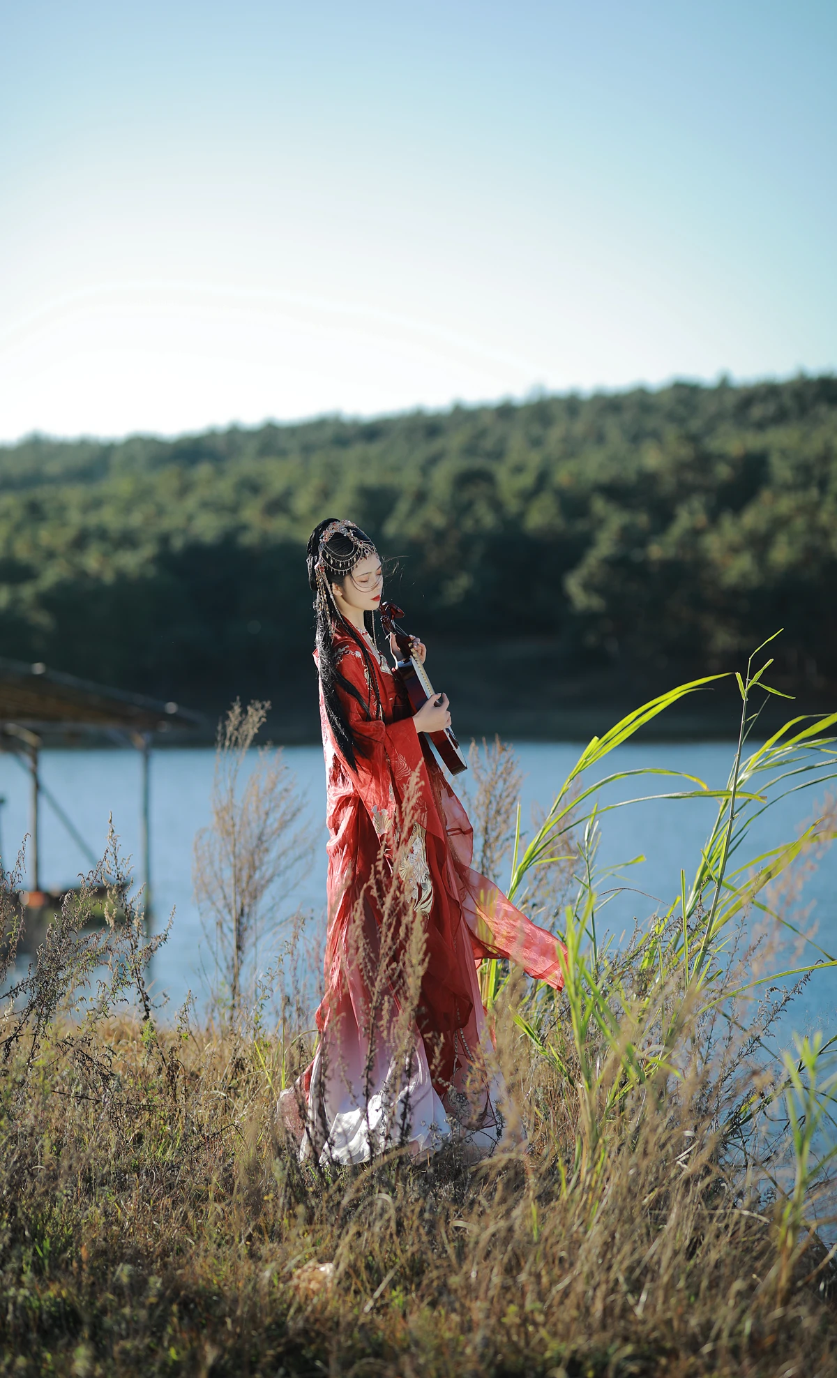[YITUYU] 2023.01.13 Vol.2909 The setting sun is flowing with fire, the wind is dancing with the sand, and the setting sun reflects the colorful clouds My age#[24P]-5
