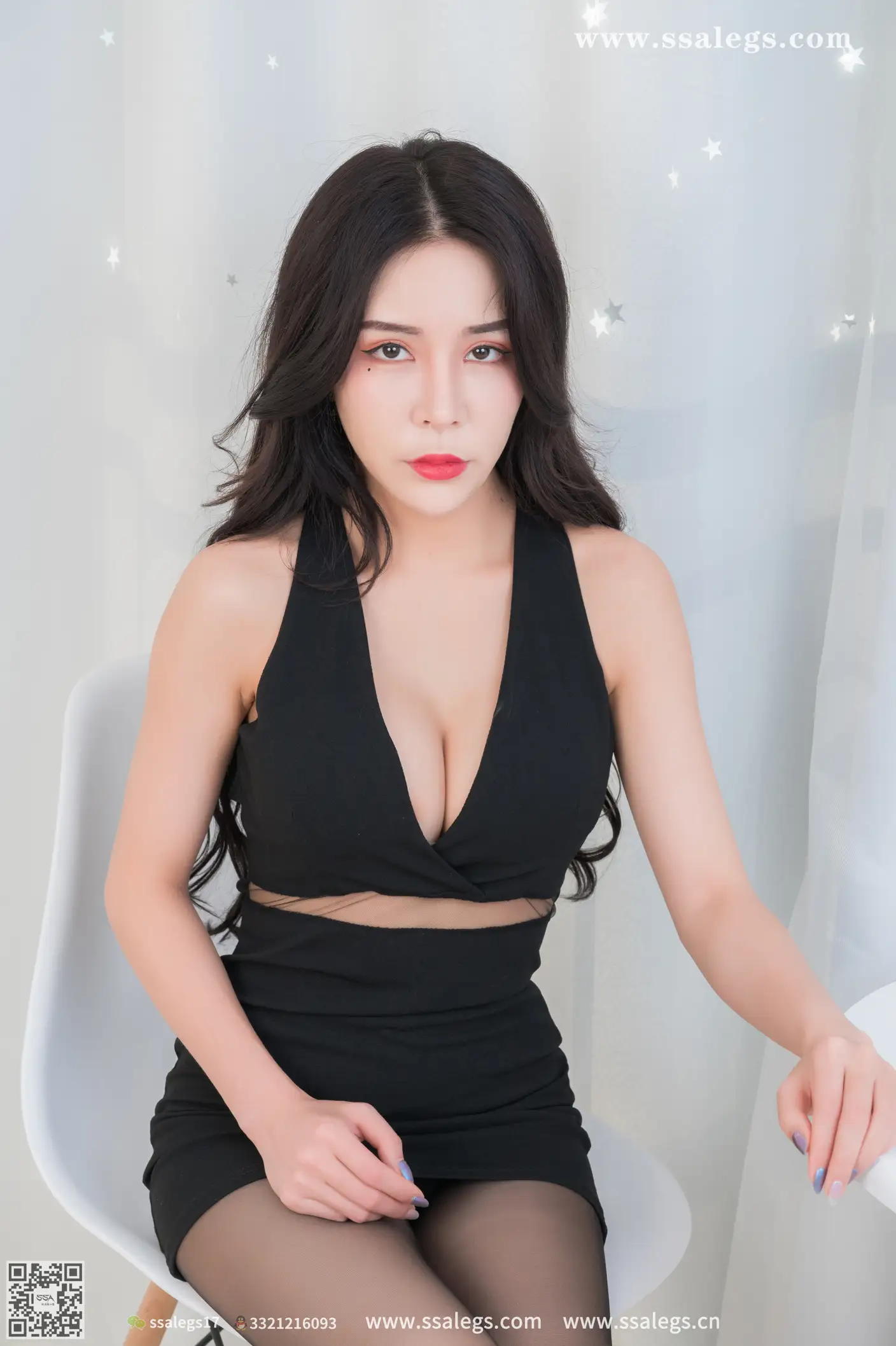 [Mzsock] NO.411 Nana takes a real photo of Royal Sister in black stockings (Part 1) silk club#[124P]-3
