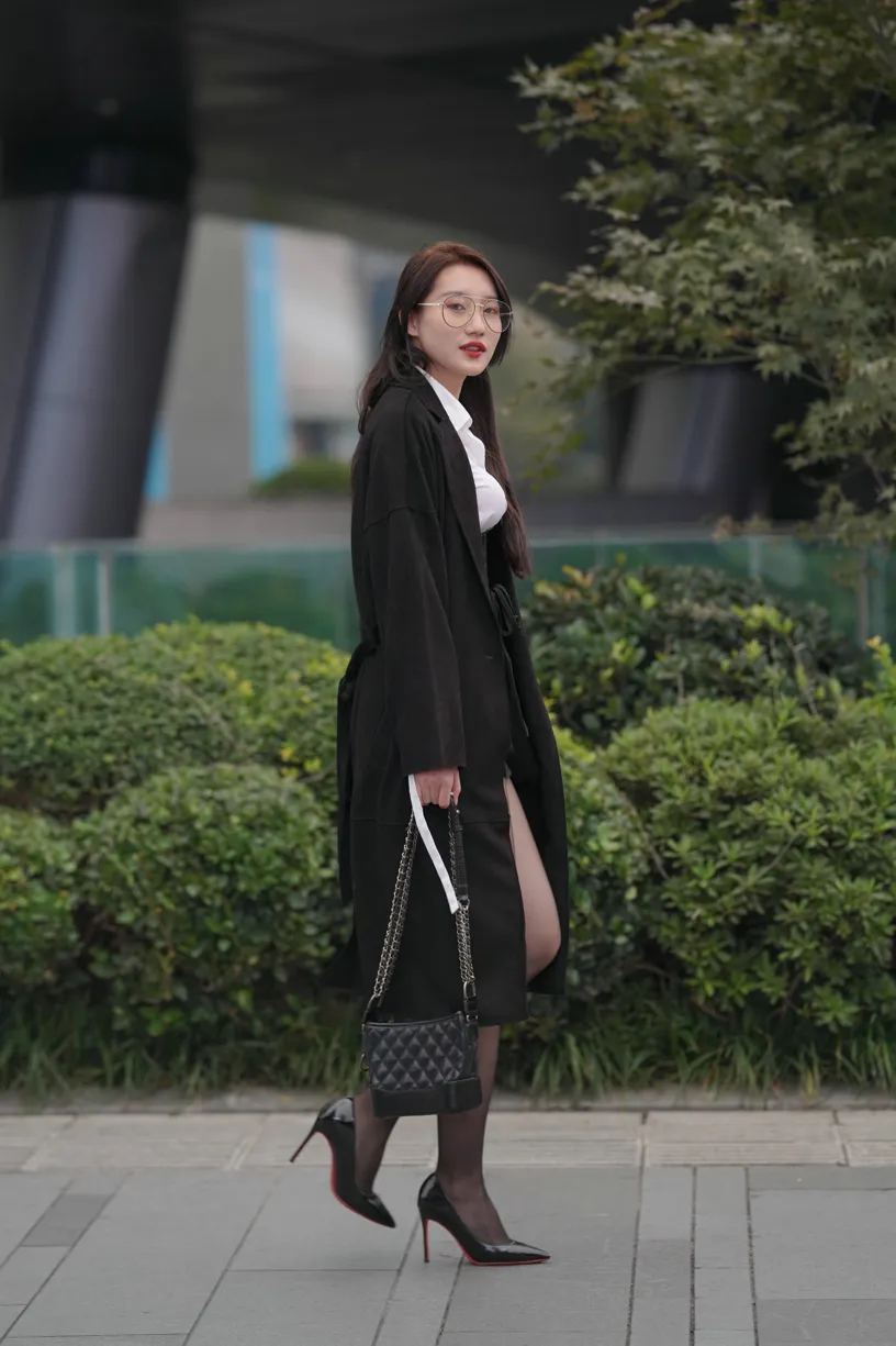 [Mzsock] NO.160 Long legs in black stockings street photography#[105P]-2