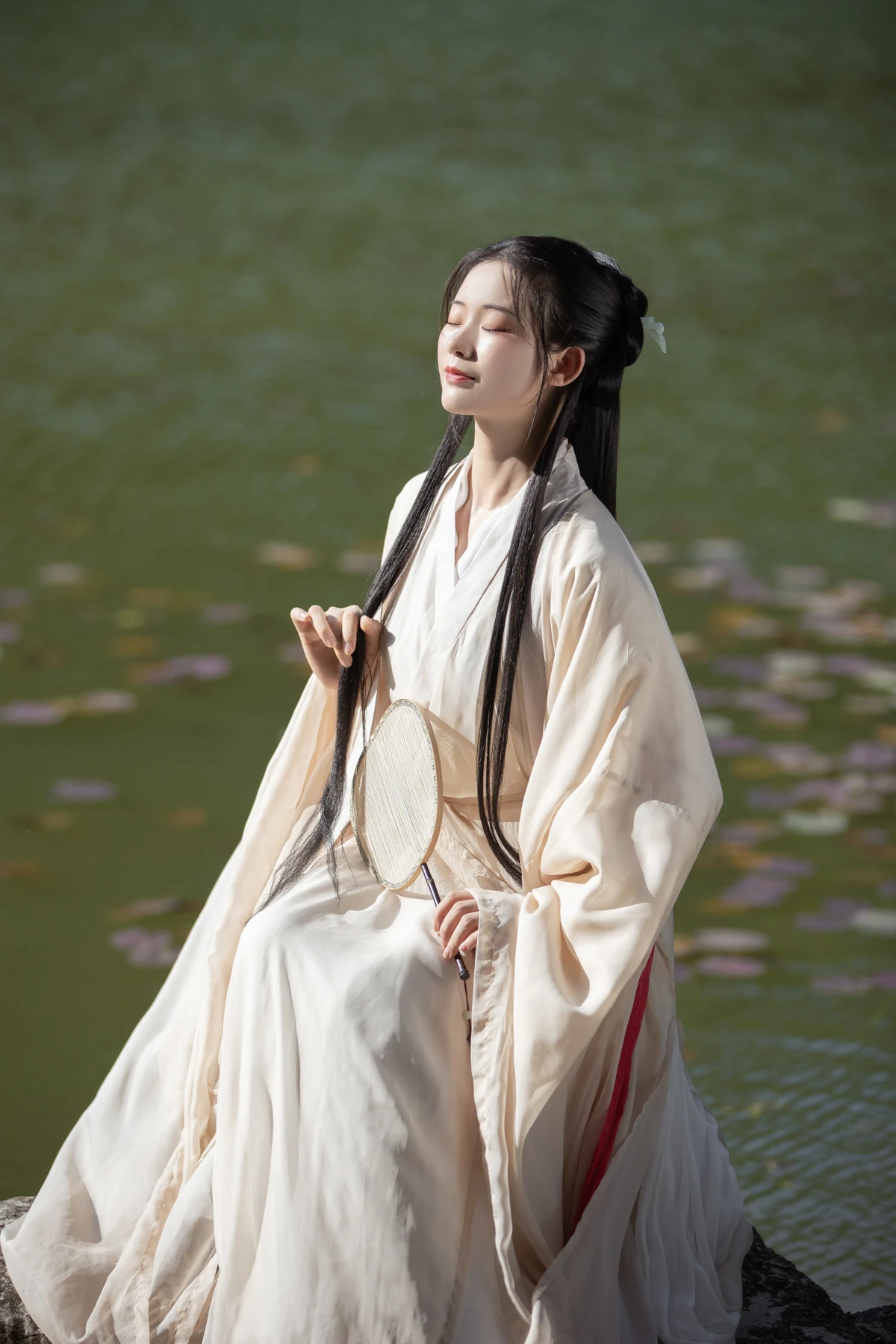 [YITUYU] 2022.12.27 Vol.2767 – Spring Peipei#[34P]-2