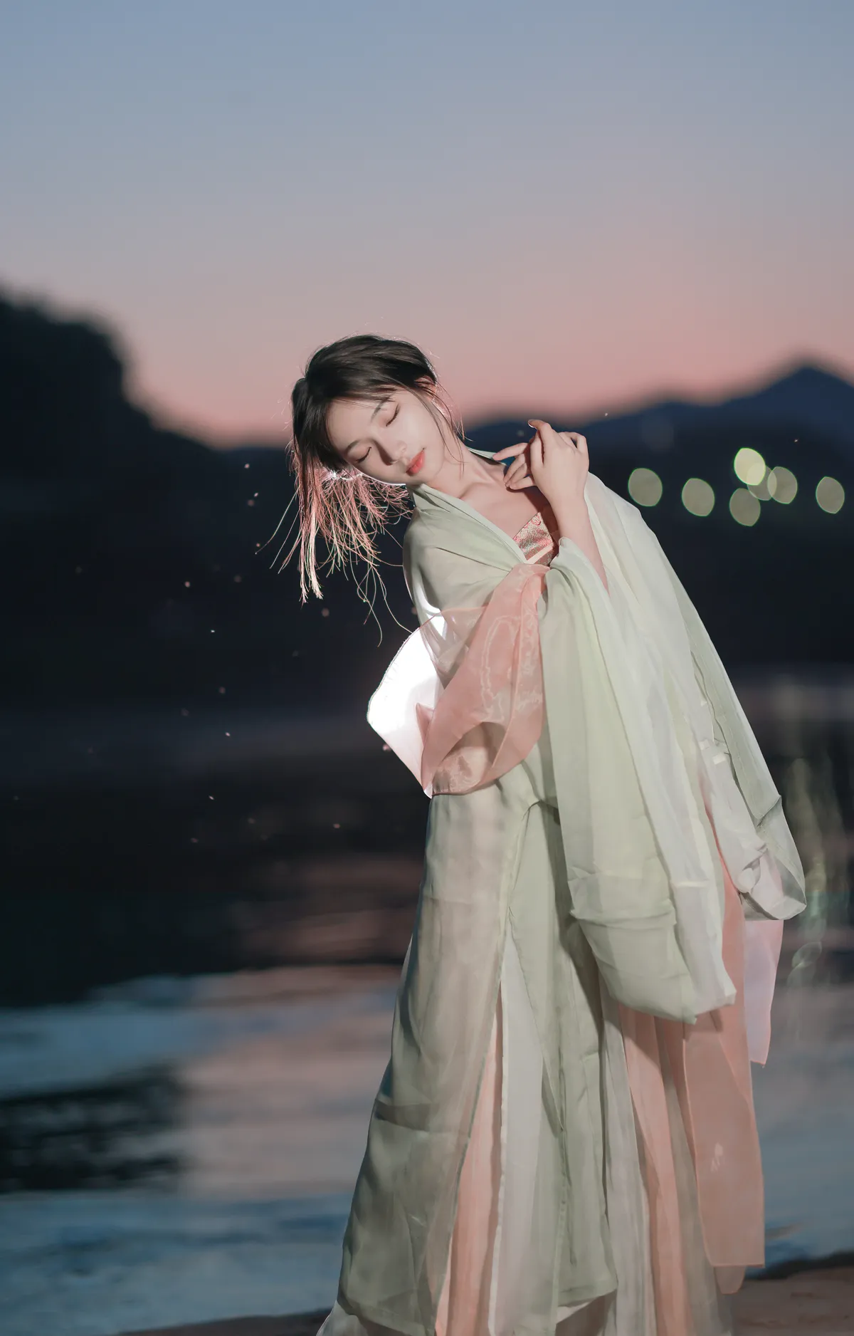 [YITUYU] 2022.12.15 Vol.2686 – Galaxy Rolls and rolls#[23P]-6
