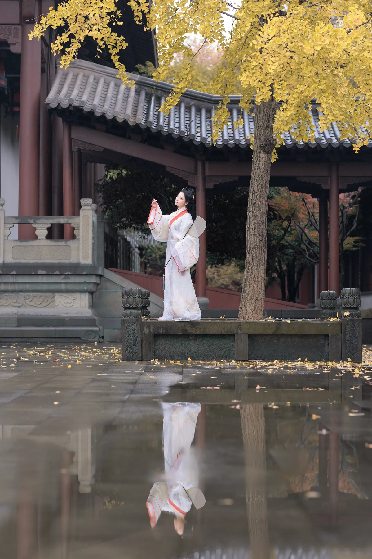 [YITUYU] 2023.01.10 Vol.2886 – Ginkgo in the Rain #[24P]-2