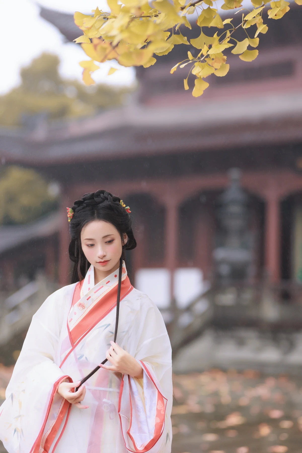 [YITUYU] 2023.01.10 Vol.2886 – Ginkgo in the Rain #[24P]-6