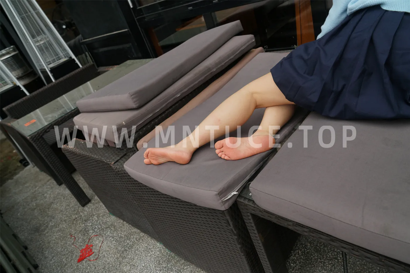 [Mzsock] NO.020 Teacher Liu, the director of the political education department of the middle school, guest-starred as a foot model to let you experience the feet that you dare not look at when studying. street photography#[45P]-5