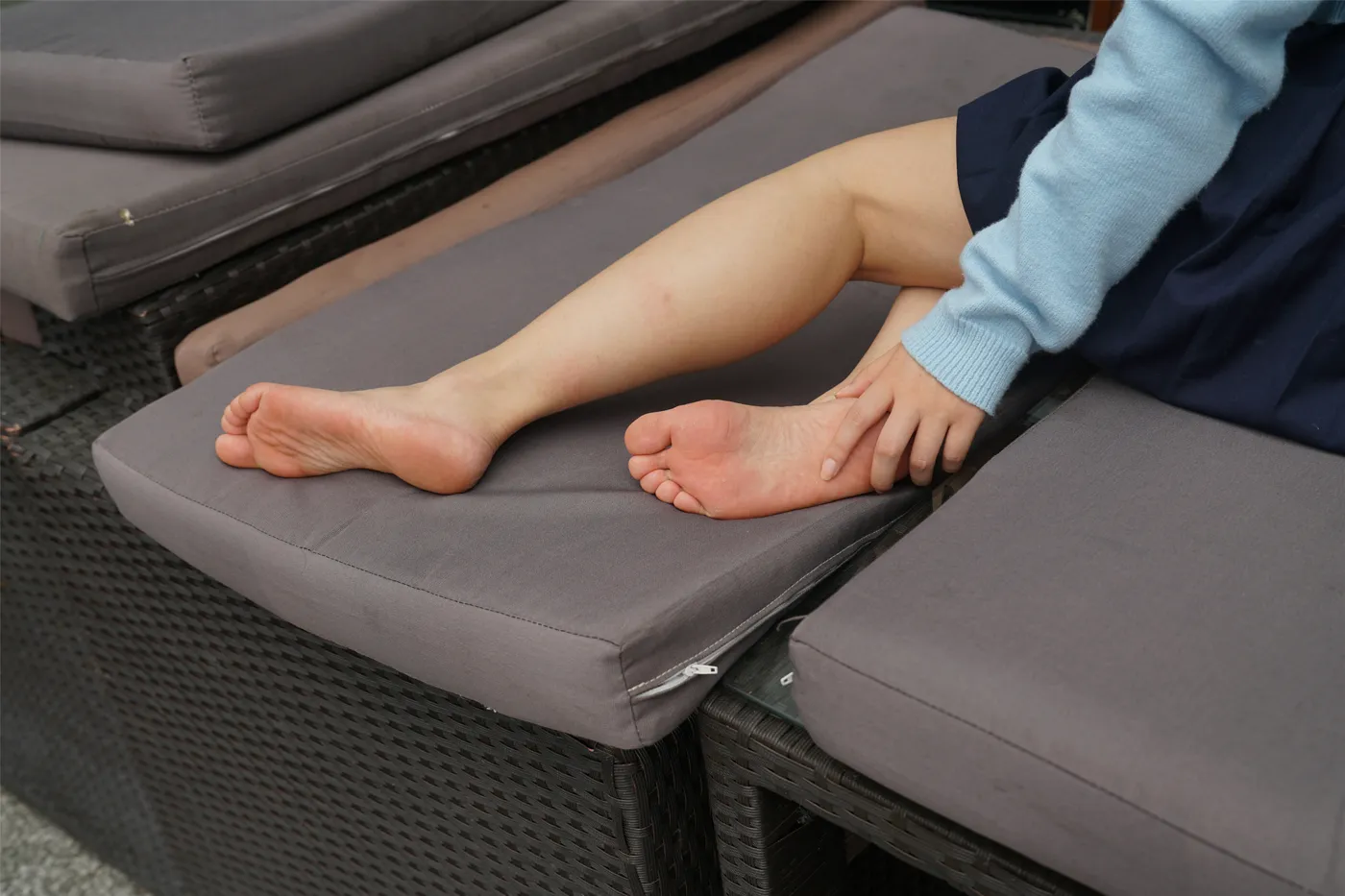 [Mzsock] NO.020 Teacher Liu, the director of the political education department of the middle school, guest-starred as a foot model to let you experience the feet that you dare not look at when studying. street photography#[45P]-7