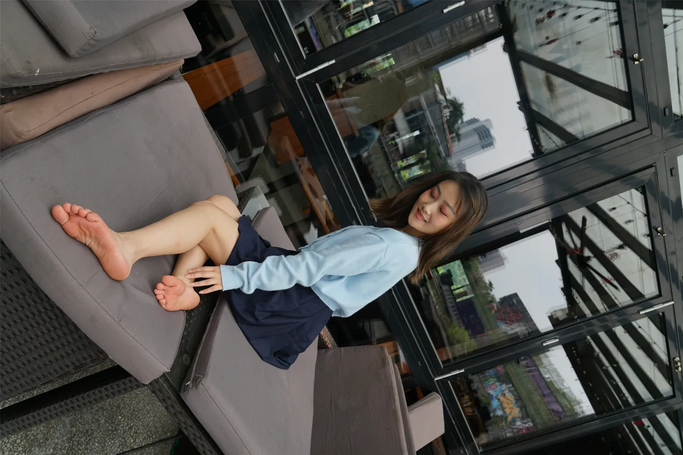[Mzsock] NO.020 Teacher Liu, the director of the political education department of the middle school, guest-starred as a foot model to let you experience the feet that you dare not look at when studying. street photography#[45P]-9