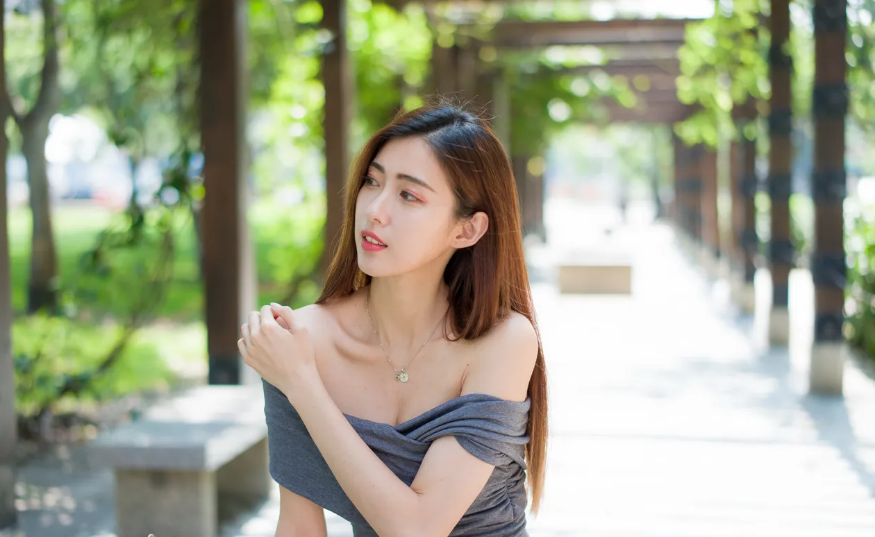 [Mzsock] NO.207 Jin Yunqiao off-shoulder dress and short skirt with high legs street photography#[54P]-3