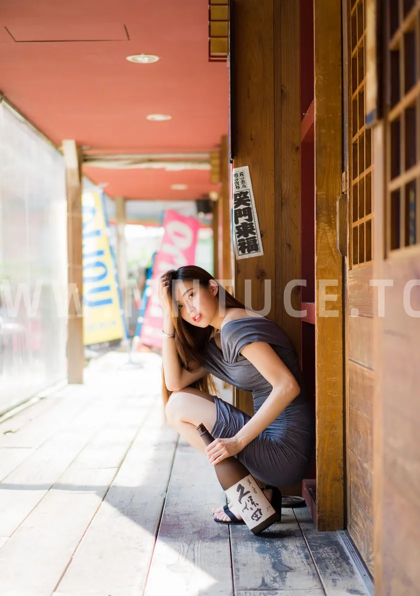 [Mzsock] NO.207 Jin Yunqiao off-shoulder dress and short skirt with high legs street photography#[54P]-10