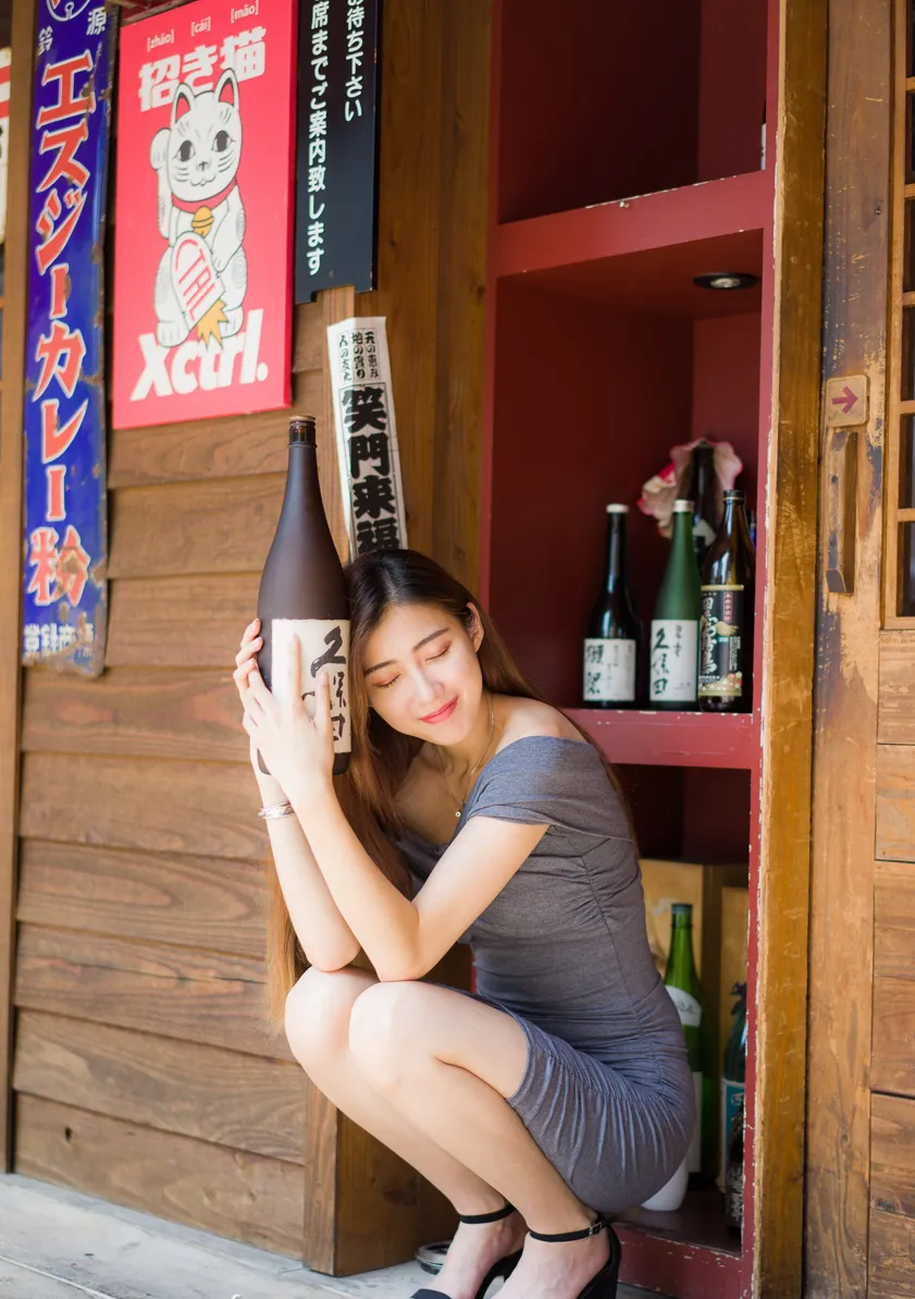[Mzsock] NO.207 Jin Yunqiao off-shoulder dress and short skirt with high legs street photography#[54P]-1