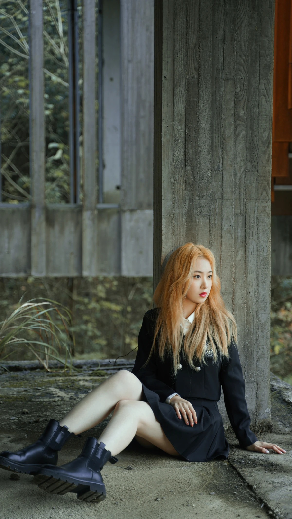[YITUYU] 2022.12.21 Vol.2726 – Lost Years Grass on the field#[24P]-10