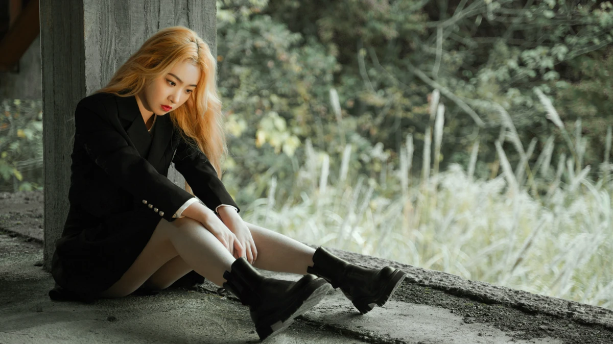 [YITUYU] 2022.12.21 Vol.2726 – Lost Years Grass on the field#[24P]-2
