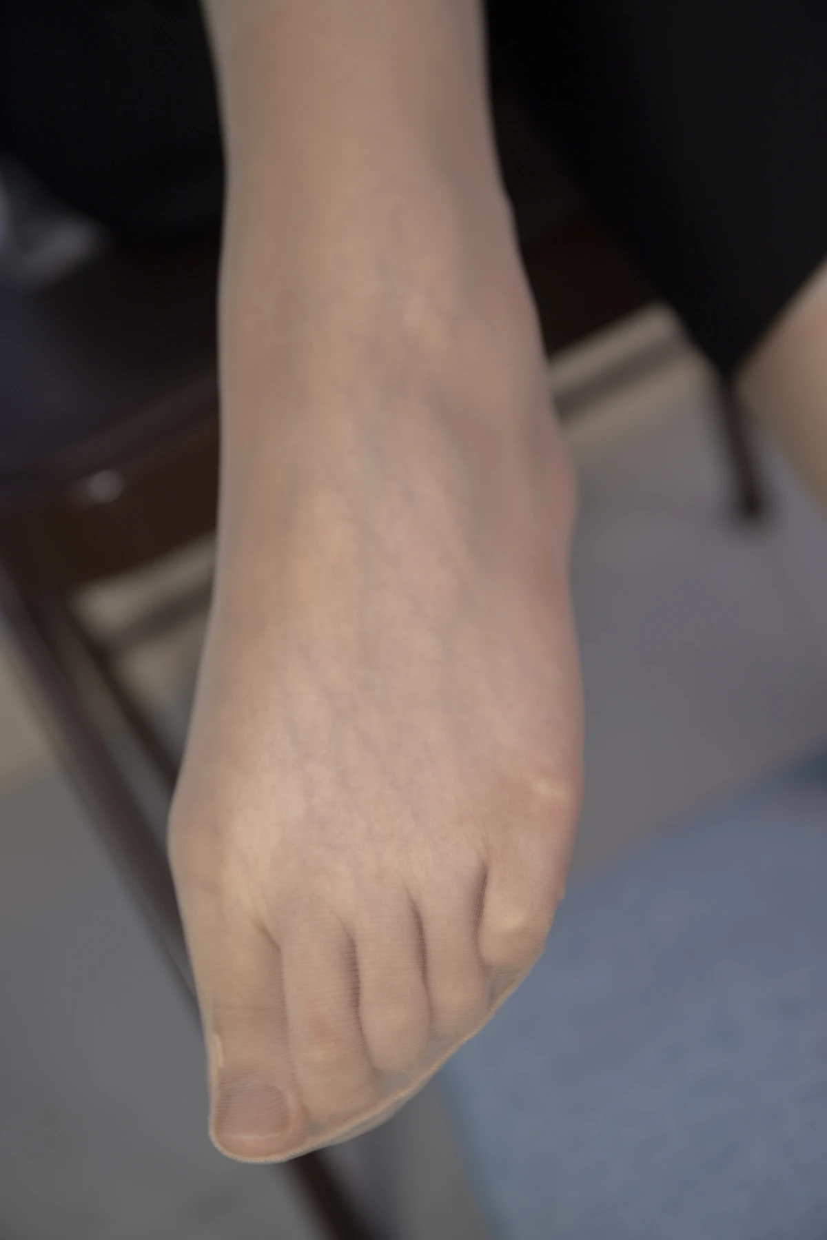 [Mzsock] NO.012 Qiqi’s sexy fleshy silk is tempting, her toes are twisting under the stockings Southern football skills#[108P]-4