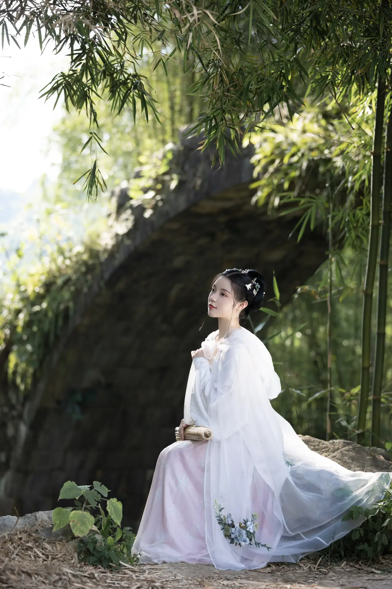 [YITUYU] 2022.09.17 Vol.1974 – Mountain Stream Qinisi Cat-#[34P]-4