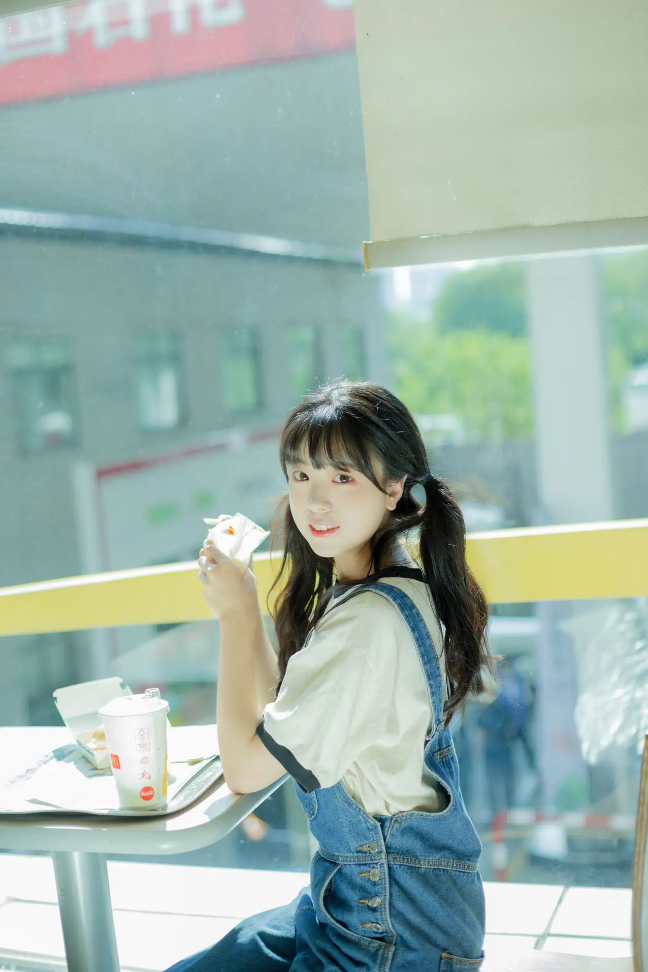 [YITUYU] 2022.08.31 Vol.1835 – Today I am a cute burger Cute bubbles#[36P]-3