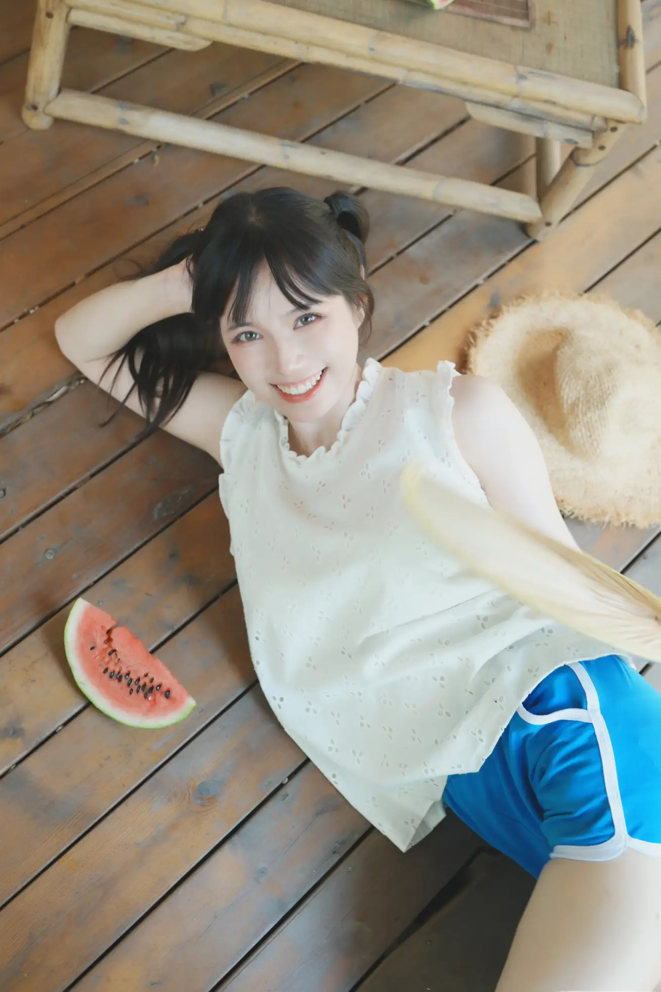 [YITUYU] 2022.09.05 Vol.1877 – Summer Girl and Watermelon Two plus six#[39P]-5